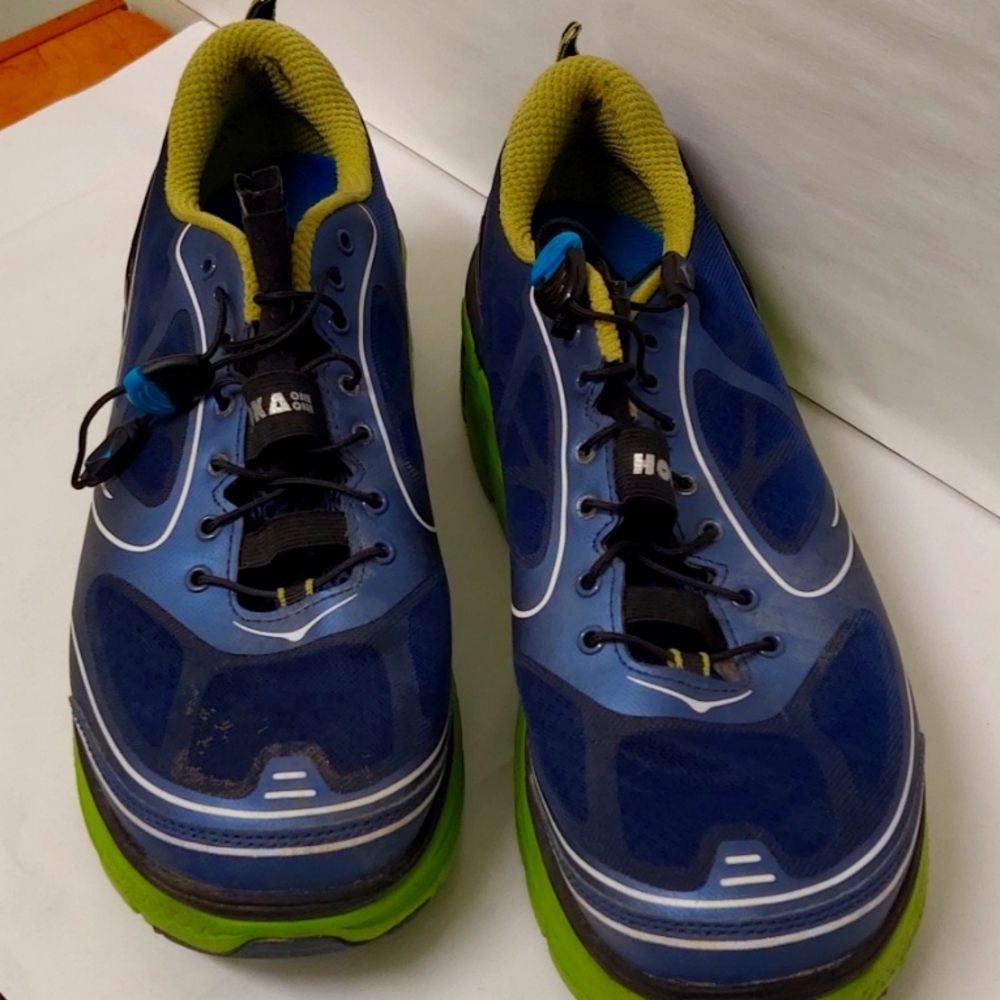 HOKA one one conquest blue running sneakers